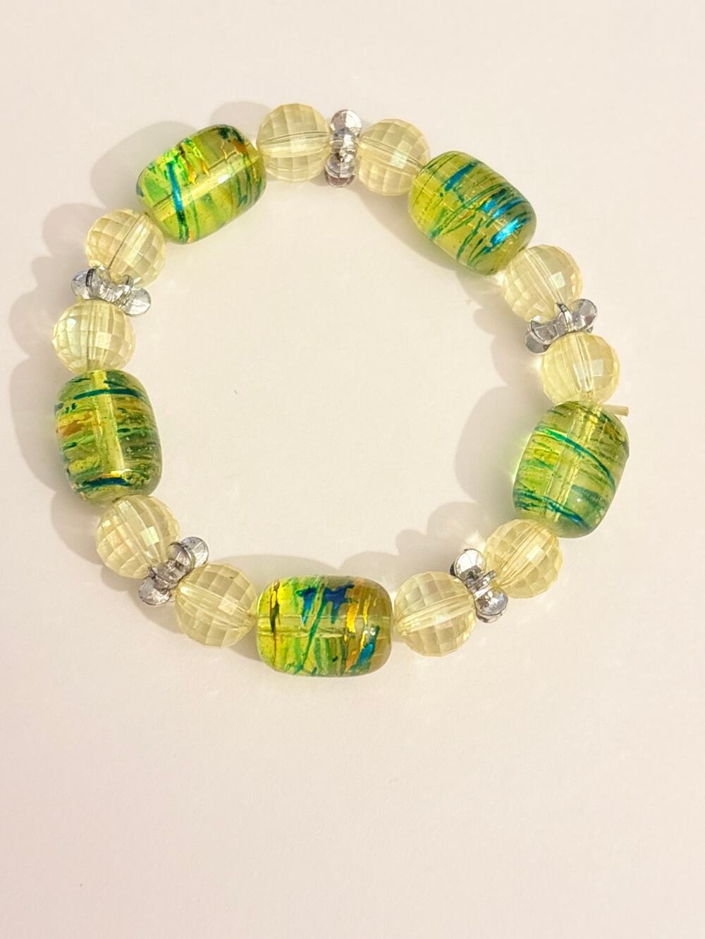 Vintage Green Art Glass Stretch Bracelet 6”